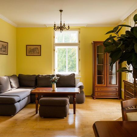 Villa Emausy 鲁哈科维斯 外观 照片