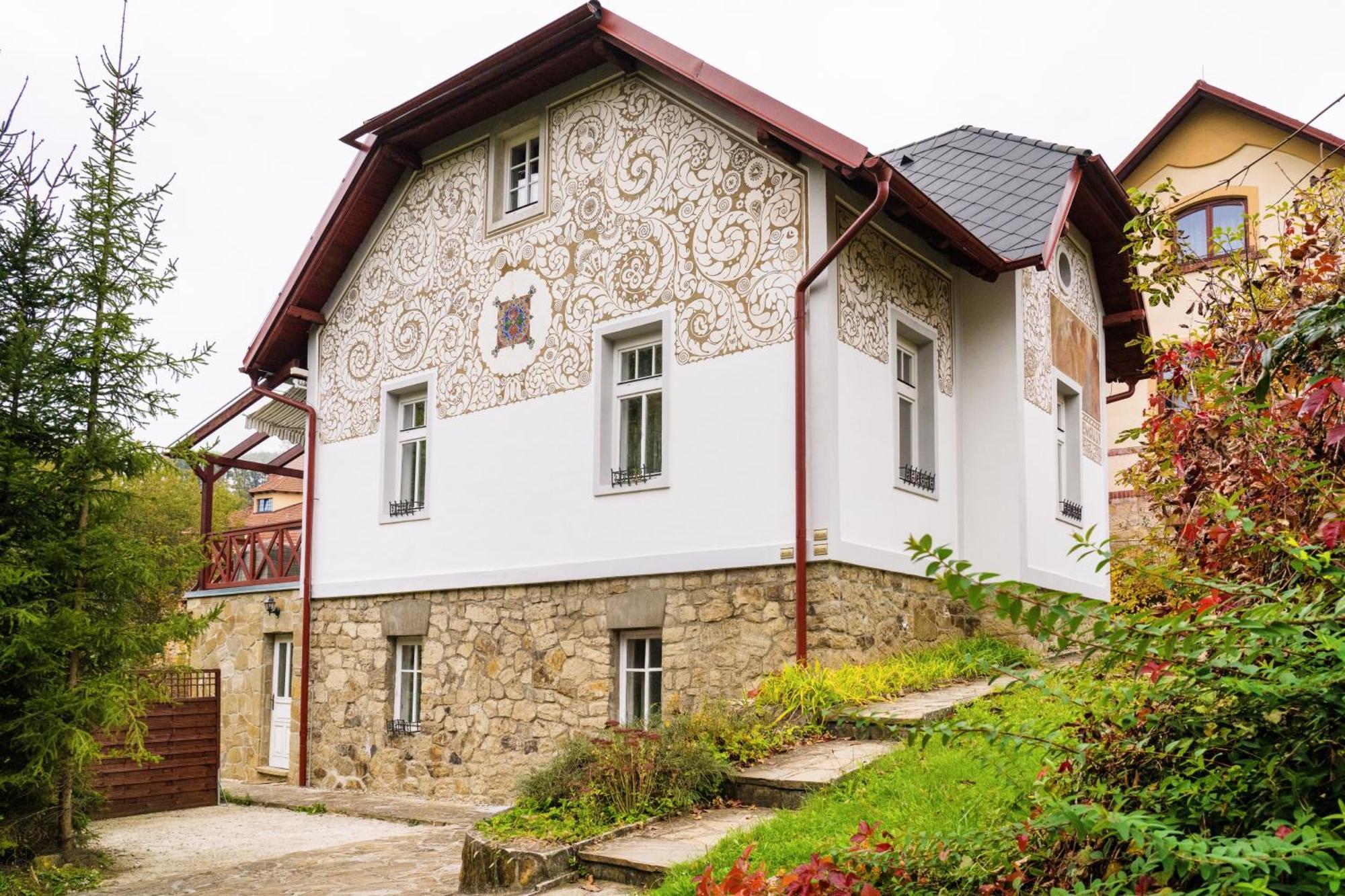Villa Emausy 鲁哈科维斯 外观 照片